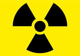 Logo, schwarz auf gelbem Grund: Strahlensymbol radioaktiv.